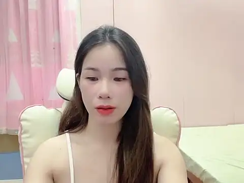 Luna3579 online show from July 27, 2026, 10:22 am