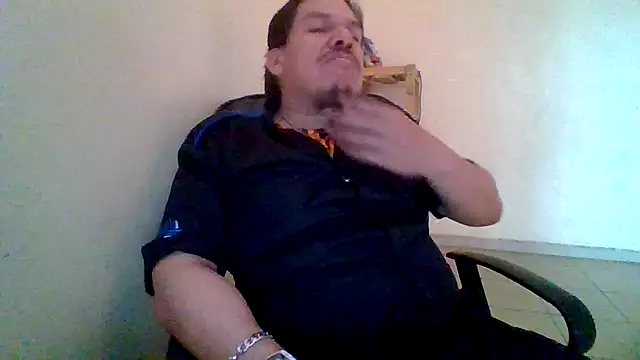 Snapshot of Oskr2024XXX chatting on September 27, 2025, 11:55 pm Oskr2024XXX online show from September 27, 2025, 11:55 pm