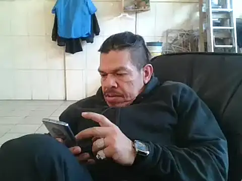 Snapshot of Oskr2024XXX chatting on February 22, 2025, 8:42 pm Oskr2024XXX online show from February 22, 2025, 8:42 pm