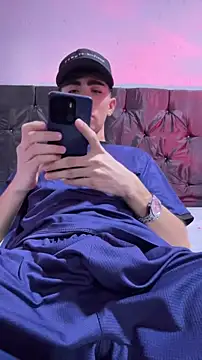 Snapshot of michaell_twinkk chatting on April 30, 2026, 7:10 pm michaell twinkk online show from April 30, 2026, 7:10 pm