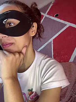 gabrielasausa30 online show from June 23, 2026, 1:47 am