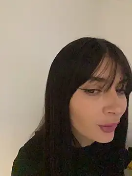 Sassygyrl online show from April 30, 2026, 2:18 am