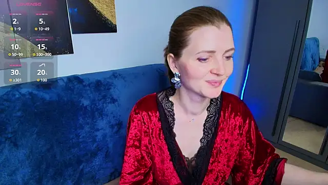 Snapshot of Liza__Evans chatting on August 4, 2026, 1:54 am Liza Evans online show from August 4, 2026, 1:54 am