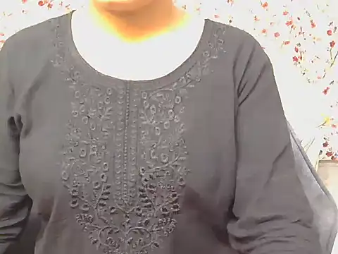 Snapshot of Avni-kumarii chatting on May 26, 2026, 3:48 am Avni-kumarii online show from May 26, 2026, 3:48 am