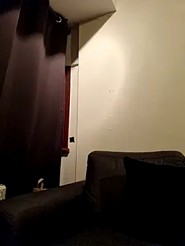 P4YNE online show from April 23, 2026, 5:36 am