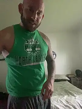 phattyluv89 online show from May 6, 2026, 11:58 am