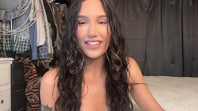 ella2sweet online show from May 12, 2026, 2:34 pm