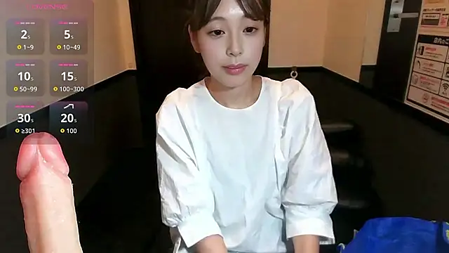 yupop09 online show from June 11, 2026, 2:33 am