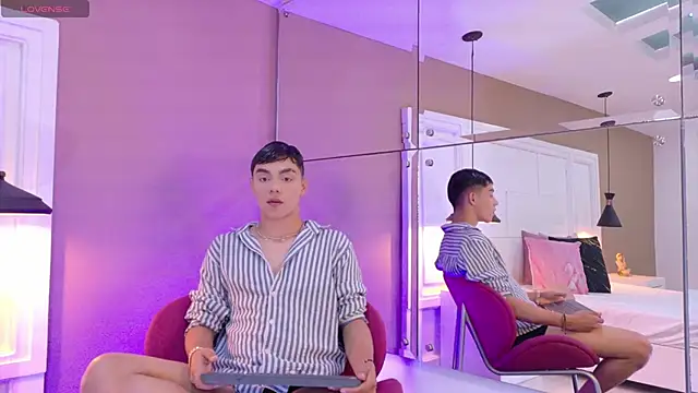 Liam Greyy online show from April 15, 2026, 7:18 pm