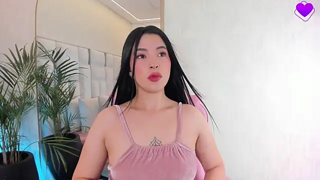 Snapshot of imnikaa_ chatting on June 2, 2026, 1:11 pm imnikaa online show from June 2, 2026, 1:11 pm