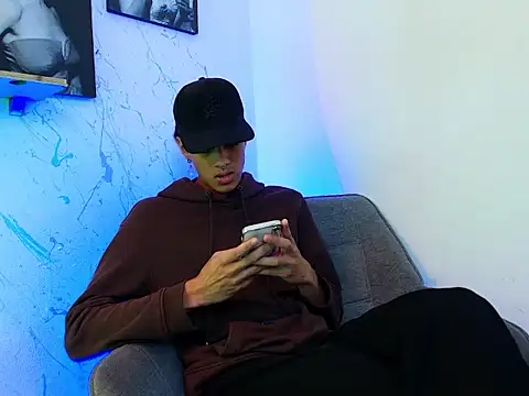 Gabriiel maddox online show from April 16, 2026, 2:40 pm