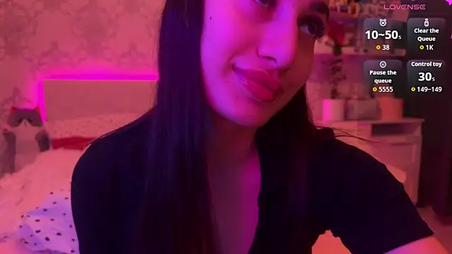 Snapshot of MyNaomi chatting on June 9, 2026, 8:10 pm MyNaomi online show from June 9, 2026, 8:10 pm