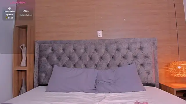 Snapshot of flamin_ chatting on June 21, 2026, 4:40 am flamin online show from June 21, 2026, 4:40 am