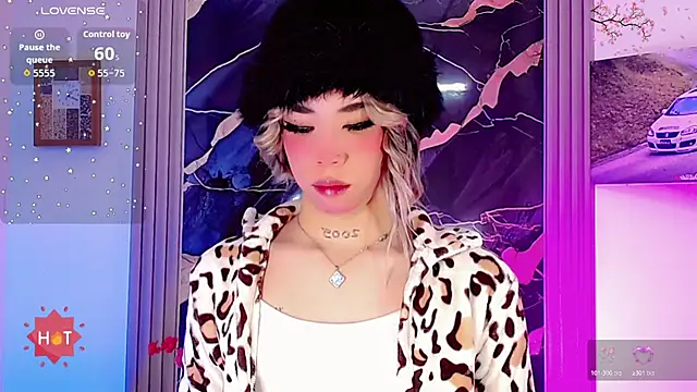 Snapshot of moon_sweet- chatting on May 28, 2026, 3:36 am moon sweet- online show from May 28, 2026, 3:36 am