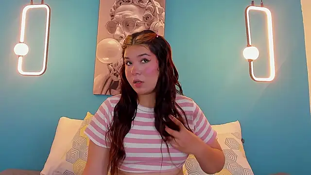 Hanna Miller7 online show from April 22, 2026, 12:45 pm