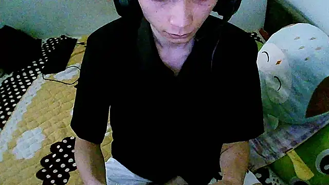 Kangc369 online show from April 18, 2026, 4:59 am