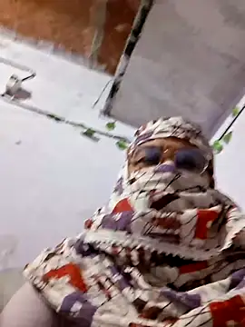 Shalini3456 online show from April 26, 2026, 6:54 am