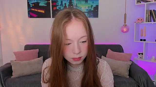 Snapshot of AdeleLang chatting on June 9, 2026, 3:40 am AdeleLang online show from June 9, 2026, 3:40 am