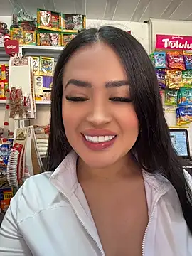 Snapshot of Sara_fun chatting on May 14, 2026, 7:00 pm Sara fun online show from May 14, 2026, 7:00 pm