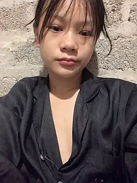 Elysa-x online show from April 21, 2026, 2:34 pm