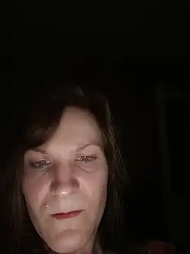 Snapshot of AnnieNet chatting on May 25, 2026, 9:13 pm AnnieNet online show from May 25, 2026, 9:13 pm