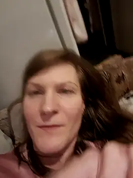 Snapshot of AnnieNet chatting on April 30, 2026, 8:38 pm AnnieNet online show from April 30, 2026, 8:38 pm