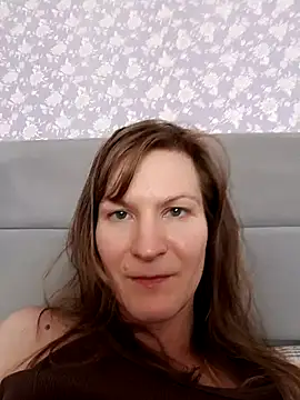 Snapshot of AnnieNet chatting on July 22, 2026, 12:51 pm AnnieNet online show from July 22, 2026, 12:51 pm
