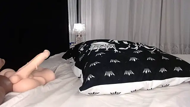 Snapshot of tigger_kitty chatting on May 24, 2026, 7:58 pm tigger kitty online show from May 24, 2026, 7:58 pm