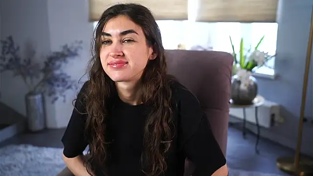 ColleenMaren online show from April 23, 2026, 3:57 am