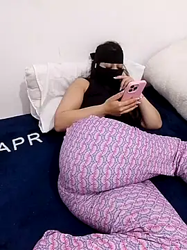 Snapshot of Melissa_love26 chatting on May 6, 2026, 8:51 am Melissa love26 online show from May 6, 2026, 8:51 am