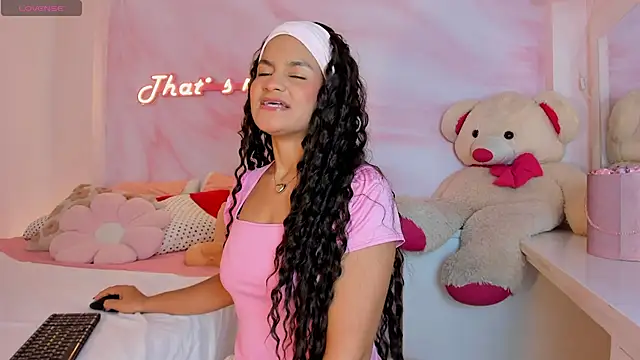 Marilyn Mulata online show from July 21, 2026, 6:53 pm