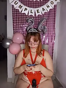 Curves Nina online show from June 20, 2026, 10:59 pm