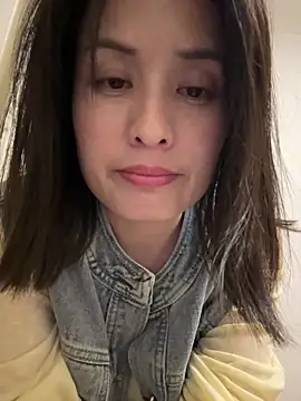 Snapshot of Faye-baby chatting on May 1, 2026, 3:50 pm Faye-baby online show from May 1, 2026, 3:50 pm