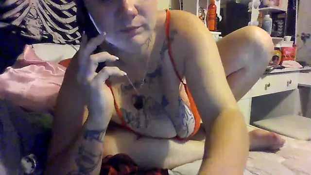 gagqueen2026 online show from May 4, 2026, 8:00 pm