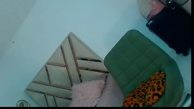 paola blond01 online show from June 3, 2026, 2:55 pm