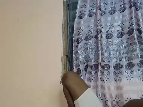 8004zinja online show from June 12, 2026, 7:22 pm