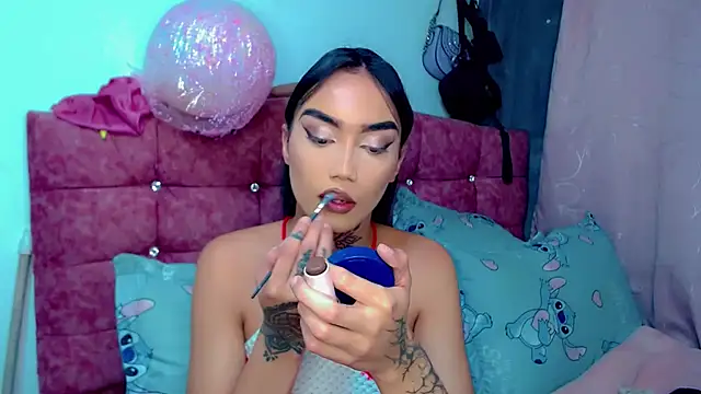 Snapshot of Darianna_A chatting on July 9, 2026, 5:56 pm Darianna A online show from July 9, 2026, 5:56 pm