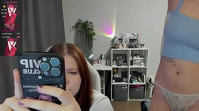 DivaDaisies online show from May 5, 2026, 8:34 pm