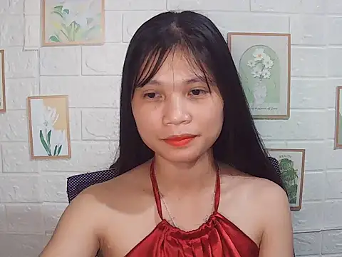-Lucie-e online show from June 4, 2026, 3:49 pm