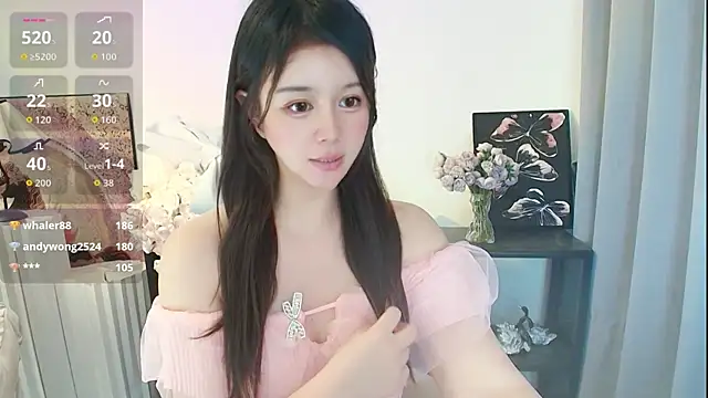 Snapshot of Moon-66 chatting on May 31, 2026, 6:09 pm Moon-66 online show from May 31, 2026, 6:09 pm