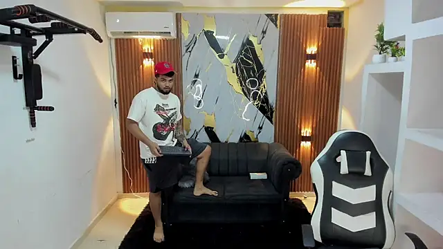 meei hang online show from June 17, 2026, 5:18 am