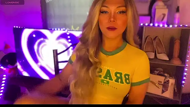 hannaBaby lisyos11 online show from June 5, 2026, 8:20 am