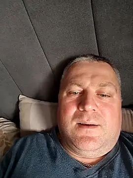 Anatolii 77 online show from May 4, 2026, 5:38 pm