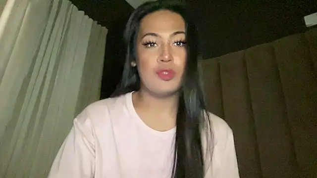 Snapshot of majestic_sydney chatting on August 6, 2026, 4:07 am majestic sydney online show from August 6, 2026, 4:07 am