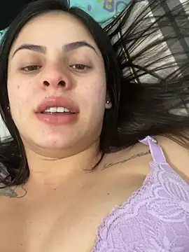 Snapshot of Livia-cortez chatting on June 17, 2026, 1:43 pm Livia-cortez online show from June 17, 2026, 1:43 pm