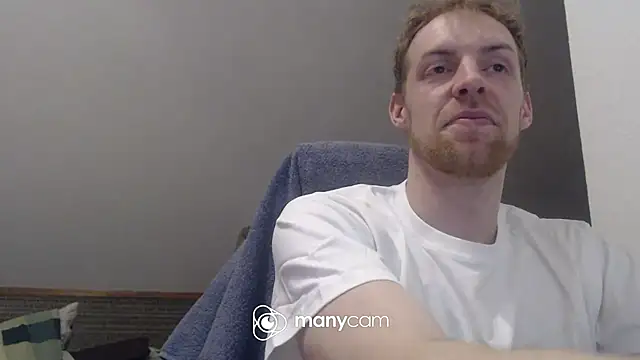 Snapshot of Milkyman7 chatting on May 4, 2026, 8:22 pm Milkyman7 online show from May 4, 2026, 8:22 pm