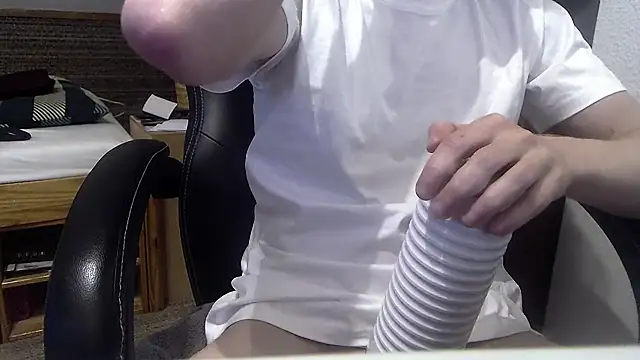 Milkyman7 online show from June 13, 2026, 7:56 pm