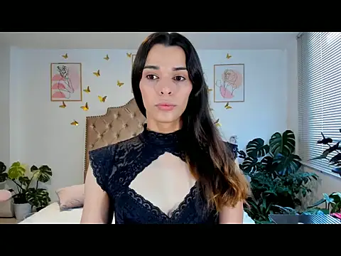 bella grego online show from April 20, 2026, 3:13 pm