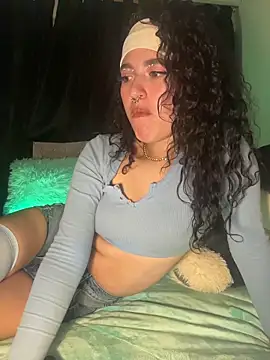Snapshot of gema_stone chatting on May 5, 2026, 3:31 am gema stone online show from May 5, 2026, 3:31 am