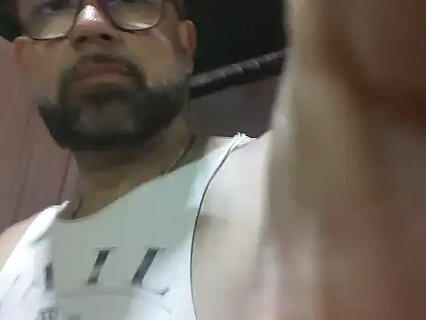 Snapshot of CarlossexVen chatting on April 27, 2026, 7:01 pm CarlossexVen online show from April 27, 2026, 7:01 pm
